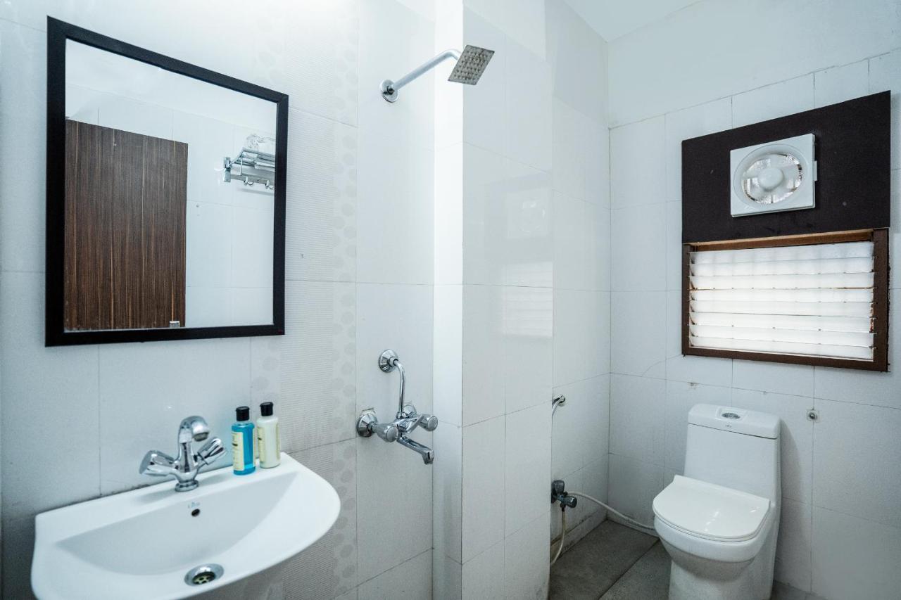 Tripli Udaipur Ξενοδοχείο Εξωτερικό φωτογραφία