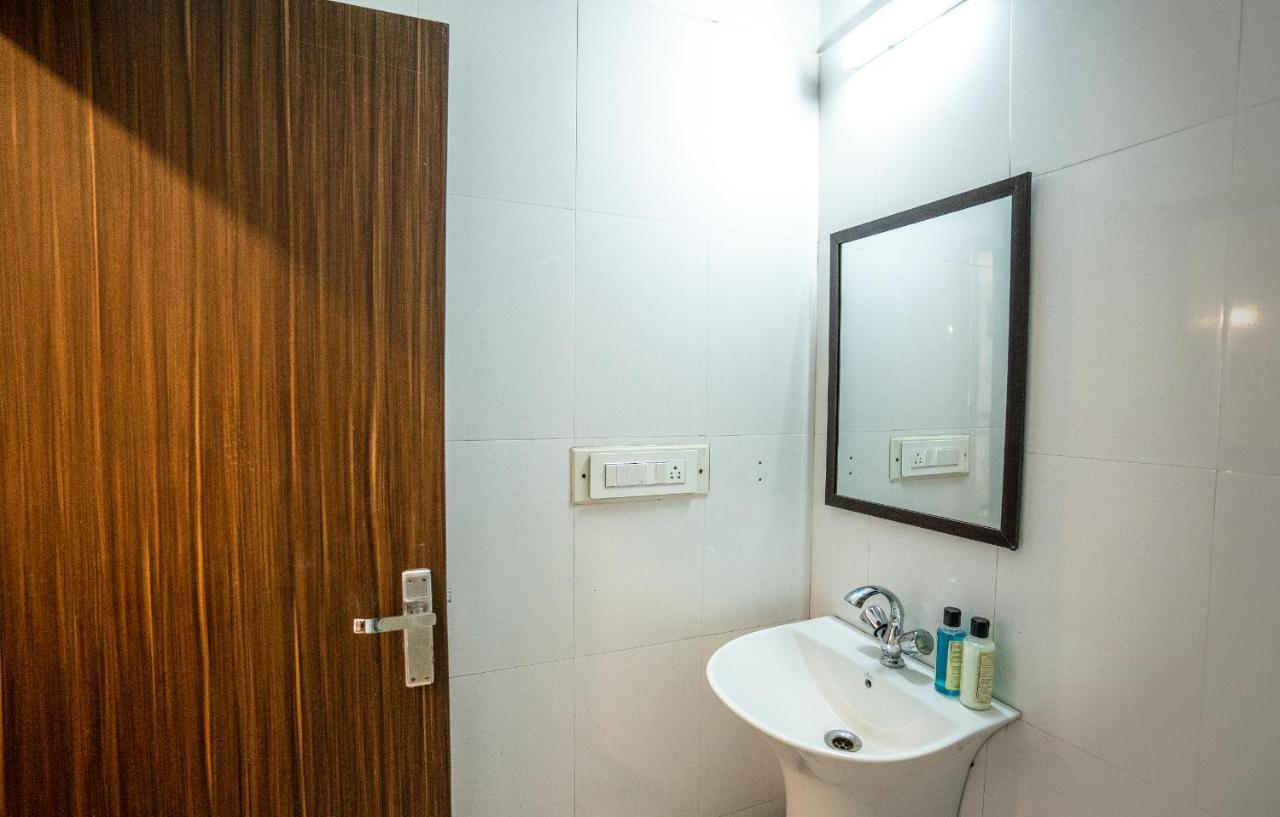 Tripli Udaipur Ξενοδοχείο Εξωτερικό φωτογραφία