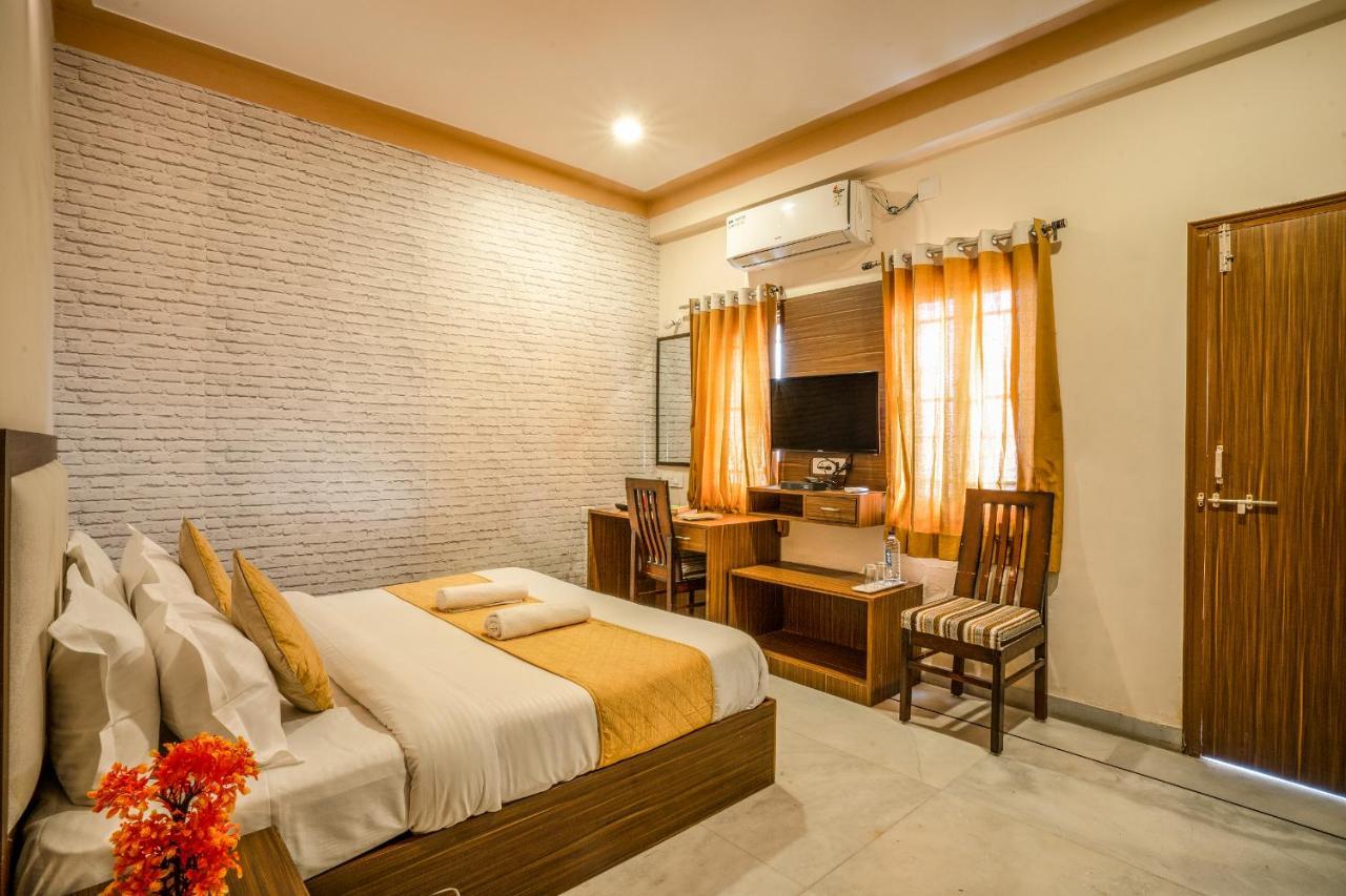 Tripli Udaipur Ξενοδοχείο Εξωτερικό φωτογραφία